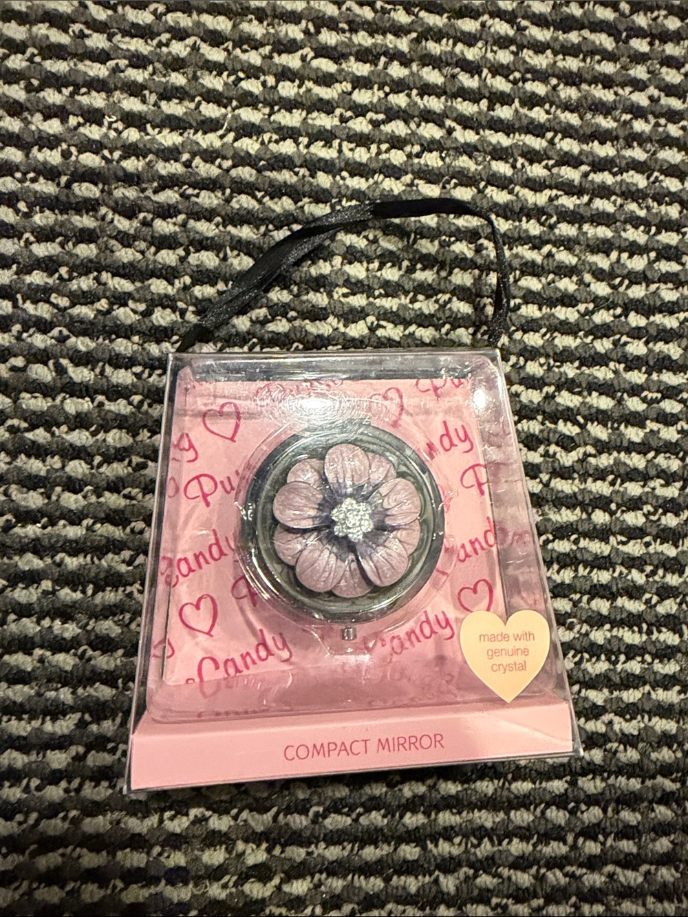 Compact mirror